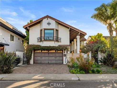 16455 Ladona Circle, Huntington Beach, CA