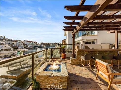 16455 Ladona Circle, Huntington Beach, CA