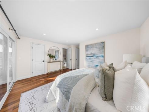 16455 Ladona Circle, Huntington Beach, CA