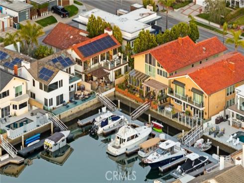 16455 Ladona Circle, Huntington Beach, CA