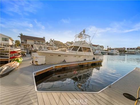 16455 Ladona Circle, Huntington Beach, CA