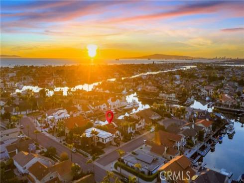 16455 Ladona Circle, Huntington Beach, CA