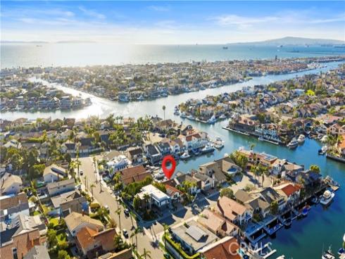 16455 Ladona Circle, Huntington Beach, CA