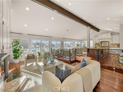 16455 Ladona Circle, Huntington Beach, CA