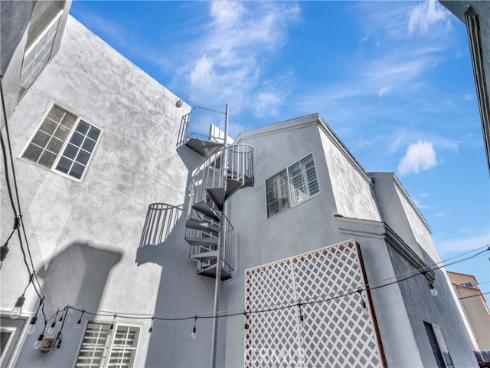 1208 California Street, Huntington Beach, CA
