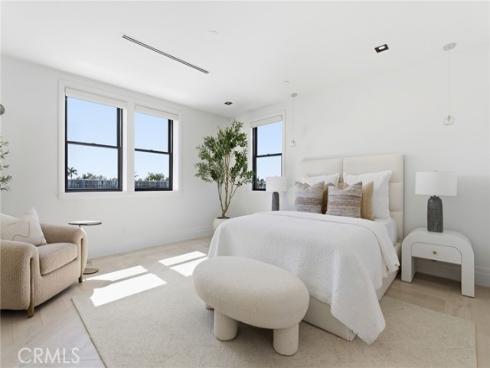 17007 Edgewater Lane, Huntington Beach, CA