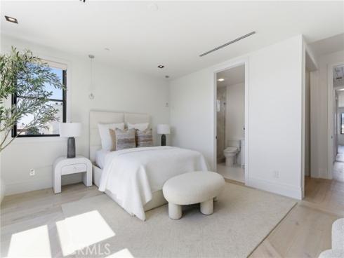 17007 Edgewater Lane, Huntington Beach, CA