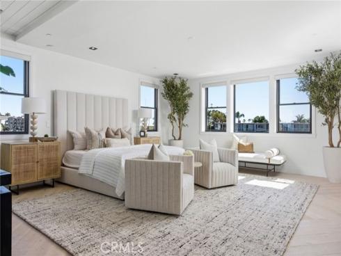 17007 Edgewater Lane, Huntington Beach, CA