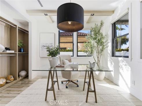 17007 Edgewater Lane, Huntington Beach, CA