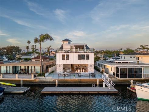 17007  Edgewater   Lane, Huntington Beach, CA