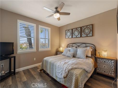 5142 Warner Ave 209 , Huntington Beach, CA