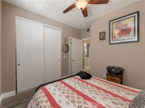5142 Warner Ave 209 , Huntington Beach, CA
