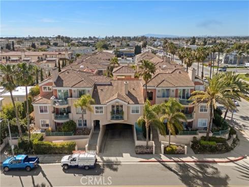5142 Warner Ave 209 , Huntington Beach, CA