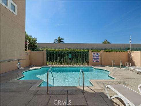 5142 Warner Ave 209 , Huntington Beach, CA