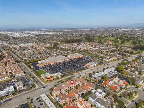 5142 Warner Ave 209 , Huntington Beach, CA