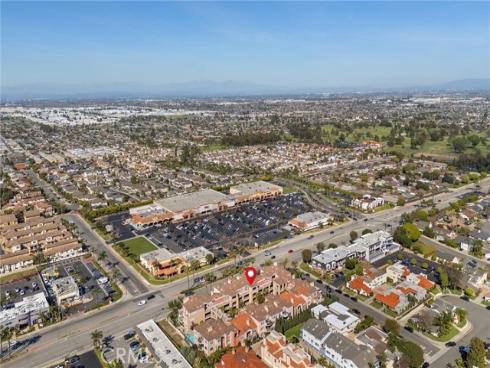 5142 Warner Ave 209 , Huntington Beach, CA