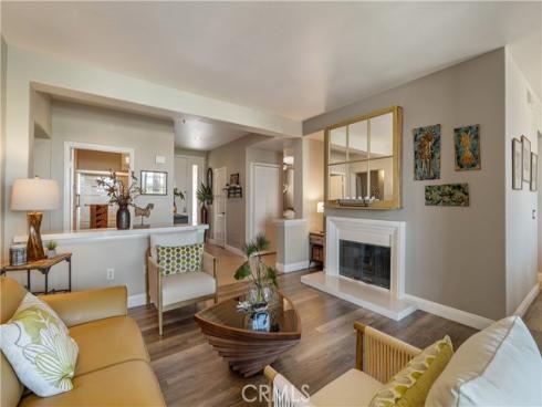 5142 Warner Ave 209 , Huntington Beach, CA