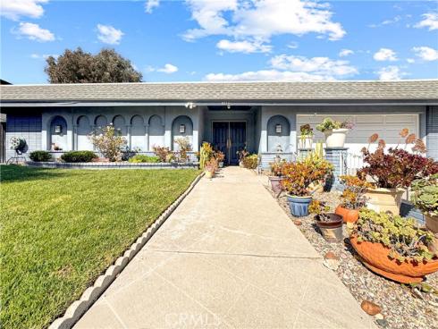 8131  Wenlock   Circle, Huntington Beach, CA