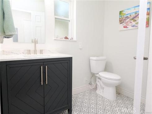19742 Oceanaire Circle, Huntington Beach, CA