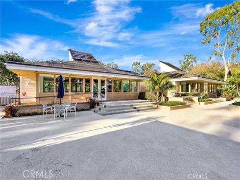 19742 Oceanaire Circle, Huntington Beach, CA