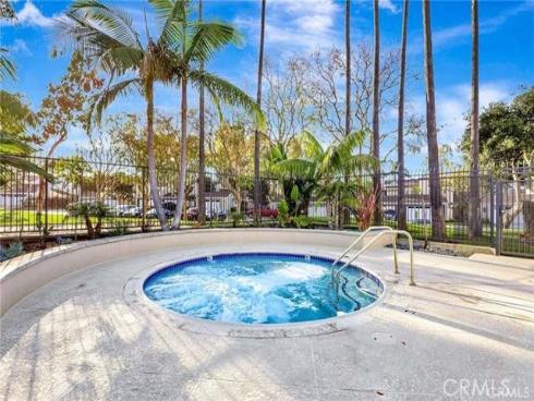 19742 Oceanaire Circle, Huntington Beach, CA