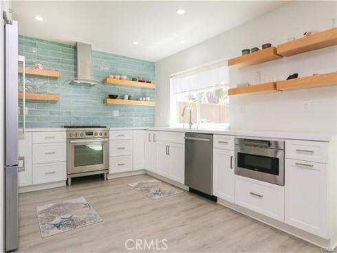 19742 Oceanaire Circle, Huntington Beach, CA