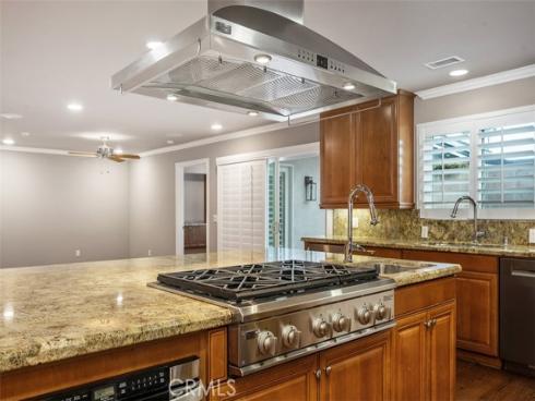 18452 Carnaby , Huntington Beach, CA