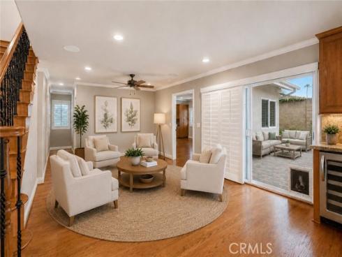 18452 Carnaby , Huntington Beach, CA