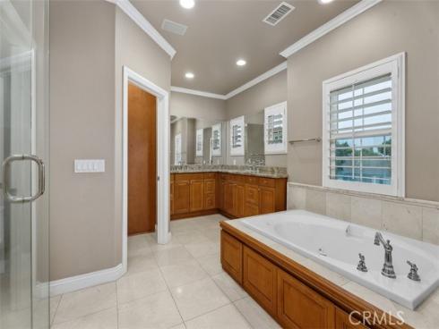 18452 Carnaby , Huntington Beach, CA