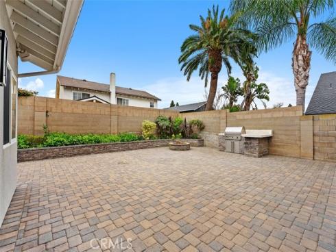 18452 Carnaby , Huntington Beach, CA