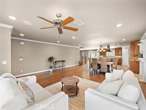 18452 Carnaby , Huntington Beach, CA