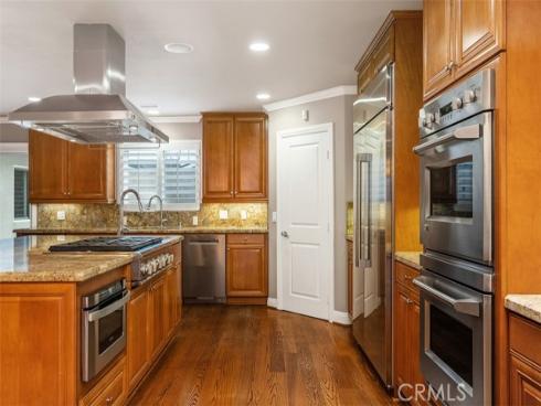 18452 Carnaby , Huntington Beach, CA