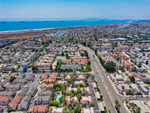4862  Tiara  204 , Huntington Beach, CA
