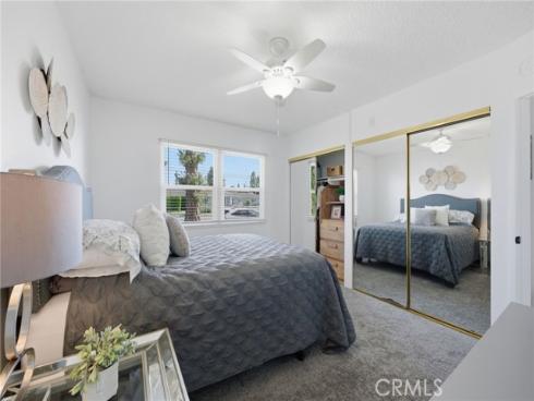 5041 Mcfadden , Huntington Beach, CA