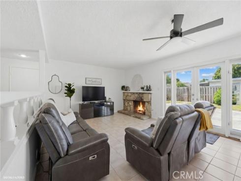 5041 Mcfadden , Huntington Beach, CA
