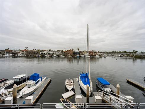 17110  Bluewater   Lane, Huntington Beach, CA
