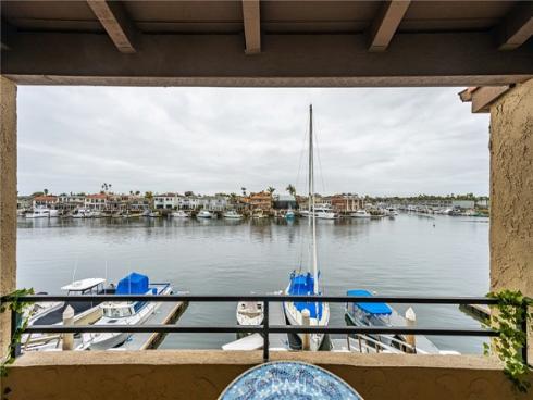 17110  Bluewater   Lane, Huntington Beach, CA