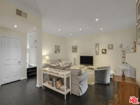 8171 Racepoint 104 Drive, Huntington Beach, CA