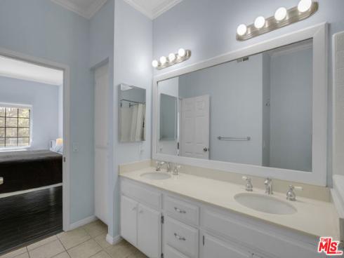 8171 Racepoint 104 Drive, Huntington Beach, CA