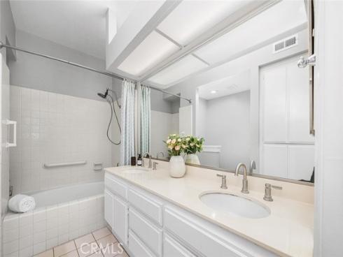 5146 Dorado 106 Drive, Huntington Beach, CA