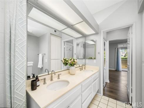 5146 Dorado 106 Drive, Huntington Beach, CA