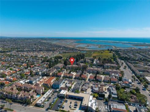 5146 Dorado 106 Drive, Huntington Beach, CA