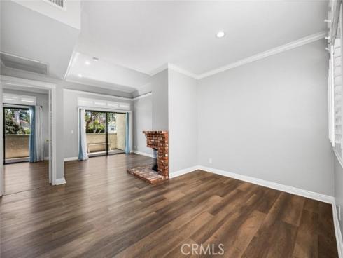5146 Dorado 106 Drive, Huntington Beach, CA