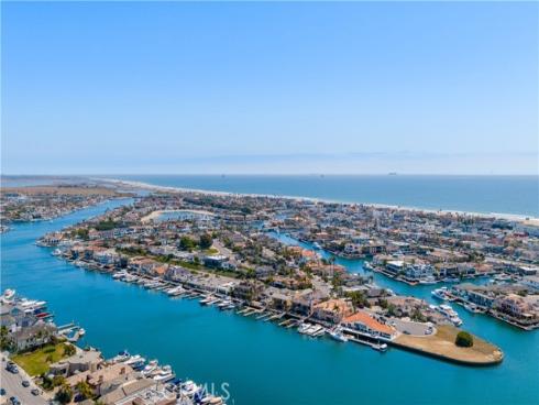 16462 Malden Circle, Huntington Beach, CA