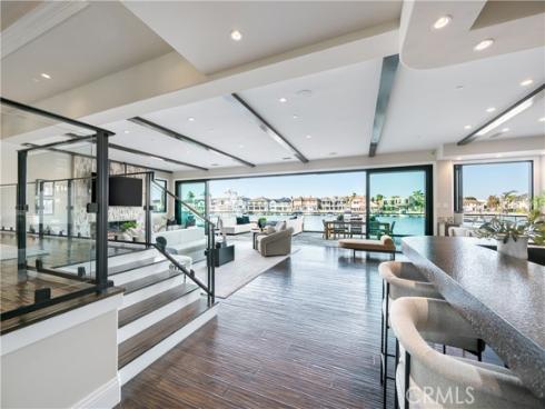 16462 Malden Circle, Huntington Beach, CA
