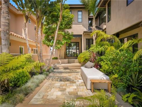 16462 Malden Circle, Huntington Beach, CA