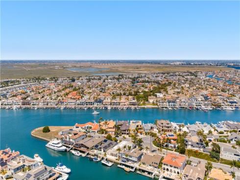 16462 Malden Circle, Huntington Beach, CA