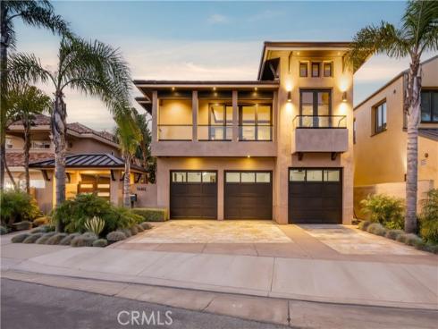 16462  Malden   Circle, Huntington Beach, CA