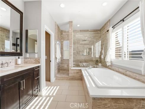 17491 Oakbluffs Lane , Huntington Beach, CA