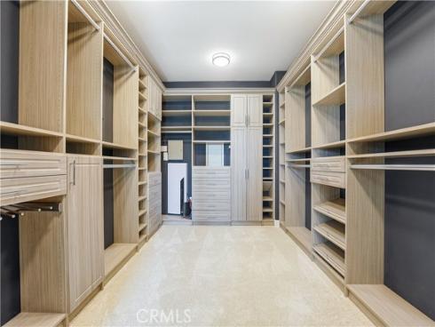 17491 Oakbluffs Lane , Huntington Beach, CA